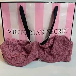 Victoria’s Secret Body by Victoria Bra